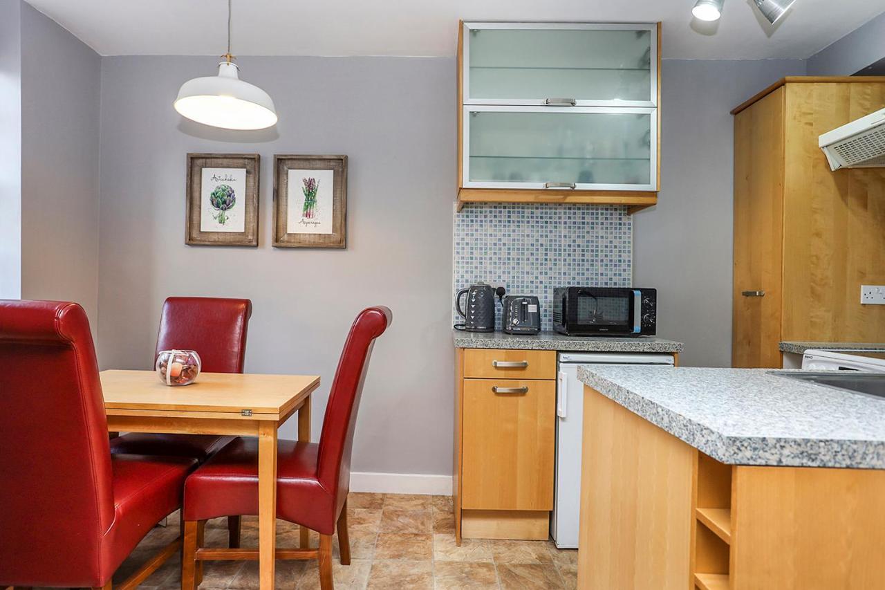 Joivy 1 Bed Flat, Heart Of Grassmarket Edinburgh